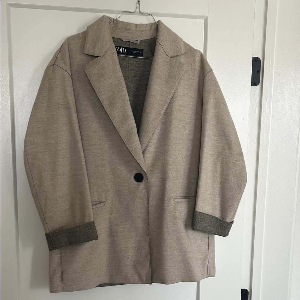 Zara Women's Grey/Beige woolen oversized blazer jacket